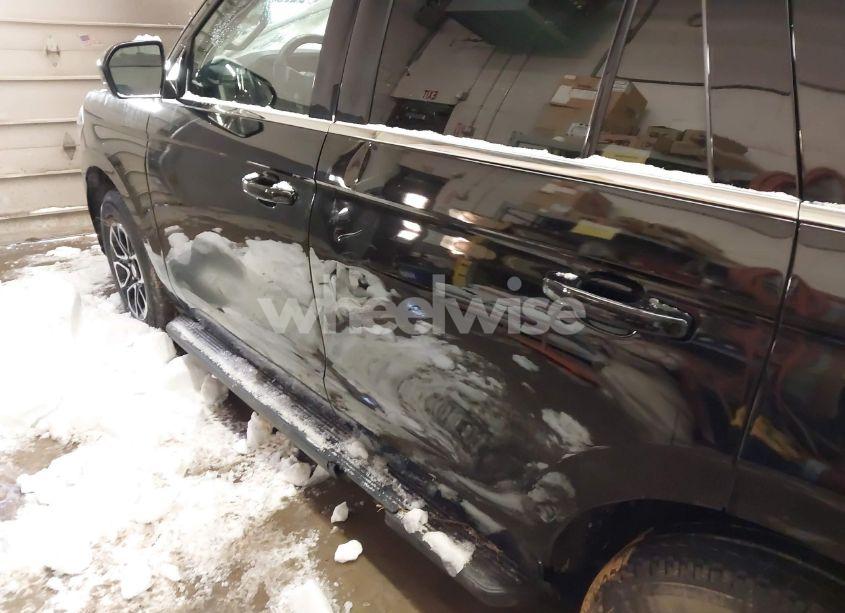 Photo 17 of 2024 Ford Expedition XLT (VIN 1FMJU1J89REA18589)