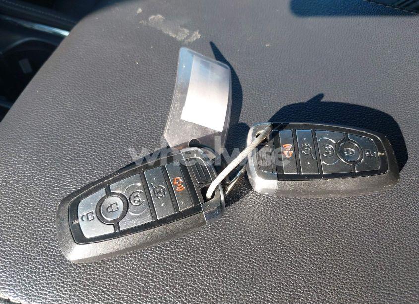 Photo 11 of 2024 Ford Expedition XLT (VIN 1FMJU1J89REA34338)