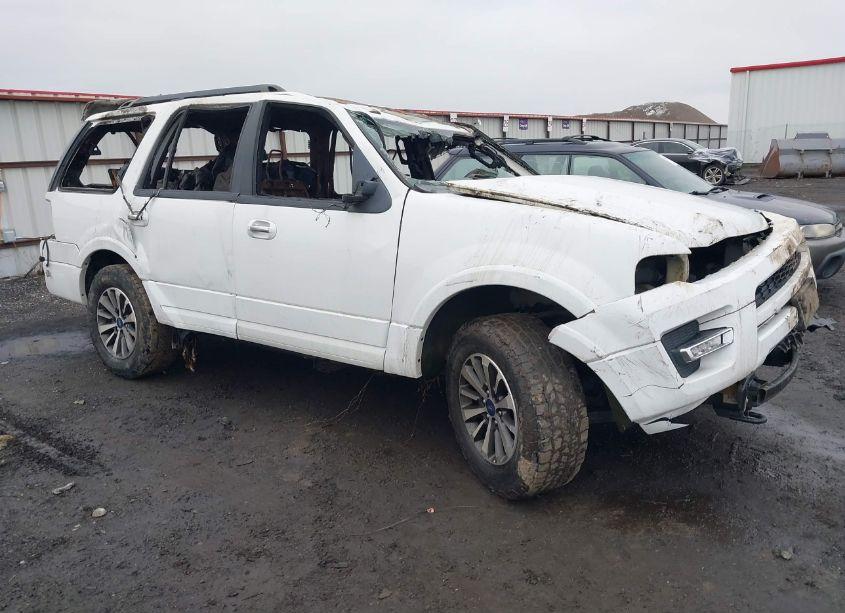 2015 Ford Expedition XLT (VIN 1FMJU1JT0FEF34002) main photo