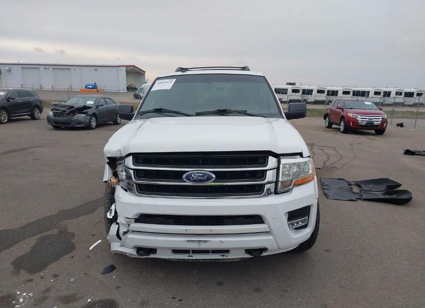 Photo 12 of 2016 Ford Expedition XLT (VIN 1FMJU1JT0GEF50332)
