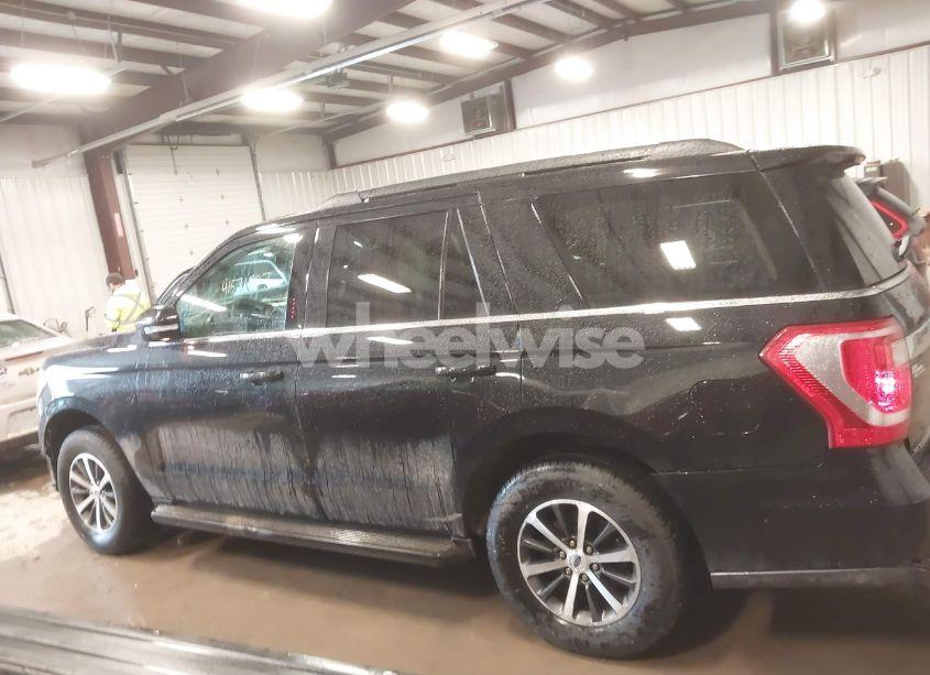 Photo 15 of 2018 Ford Expedition XLT (VIN 1FMJU1JT0JEA30011)