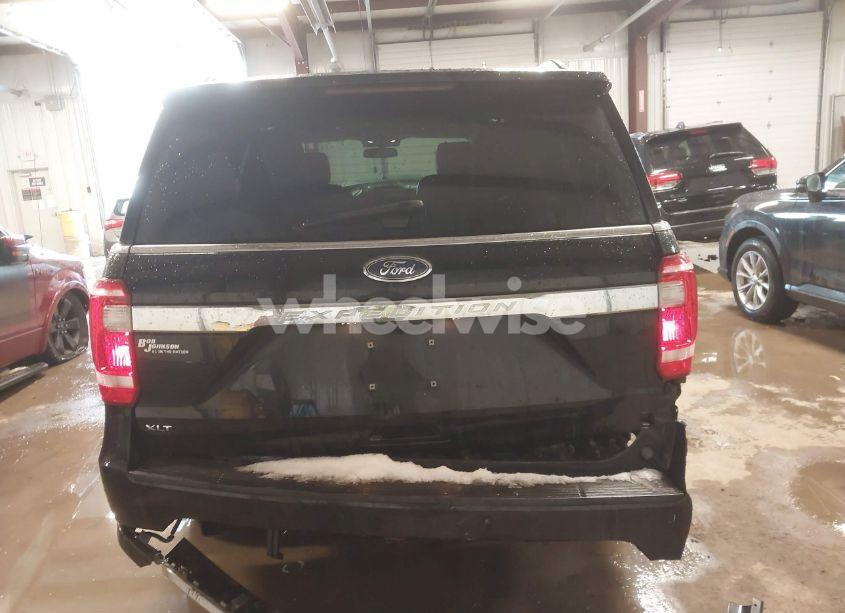 Photo 17 of 2018 Ford Expedition XLT (VIN 1FMJU1JT0JEA30011)