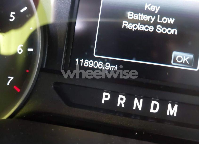 Photo 15 of 2019 Ford Expedition XLT (VIN 1FMJU1JT0KEA72504)