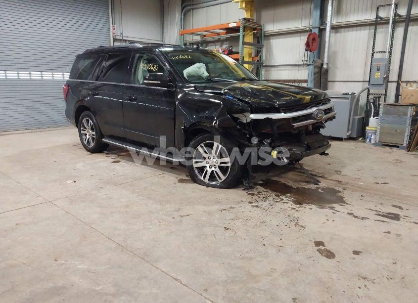 2022 Ford Expedition XLT (VIN 1FMJU1JT0NEA48370) main photo