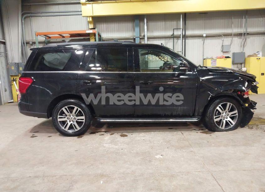 Photo 14 of 2022 Ford Expedition XLT (VIN 1FMJU1JT0NEA48370)