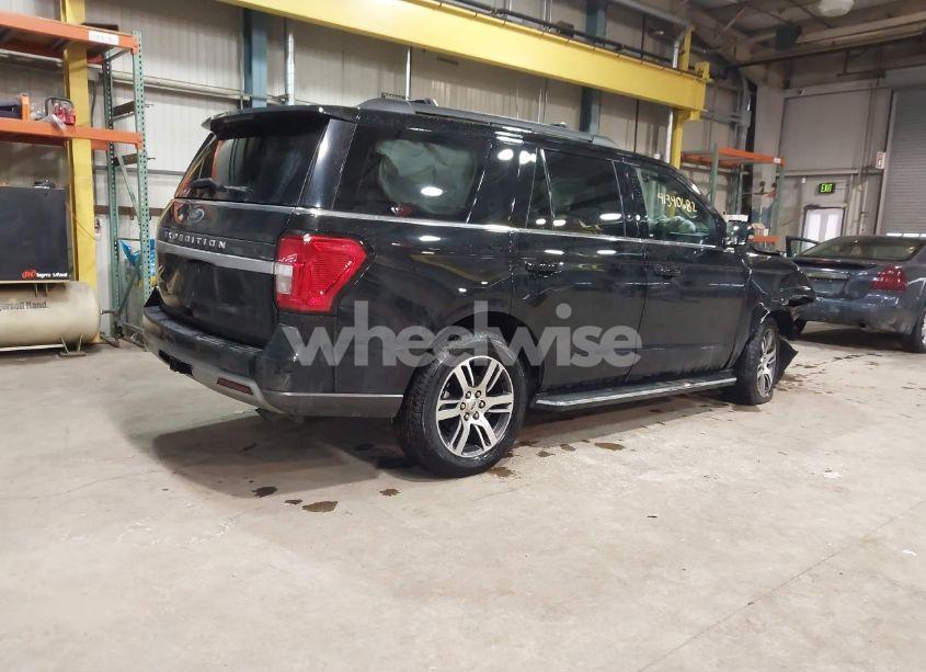 Photo 4 of 2022 Ford Expedition XLT (VIN 1FMJU1JT0NEA48370)