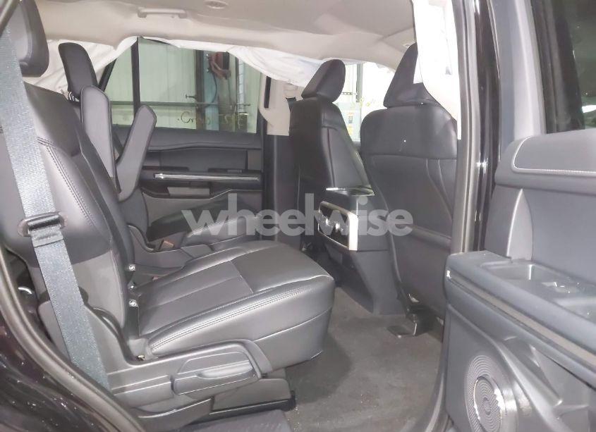 Photo 8 of 2022 Ford Expedition XLT (VIN 1FMJU1JT0NEA48370)
