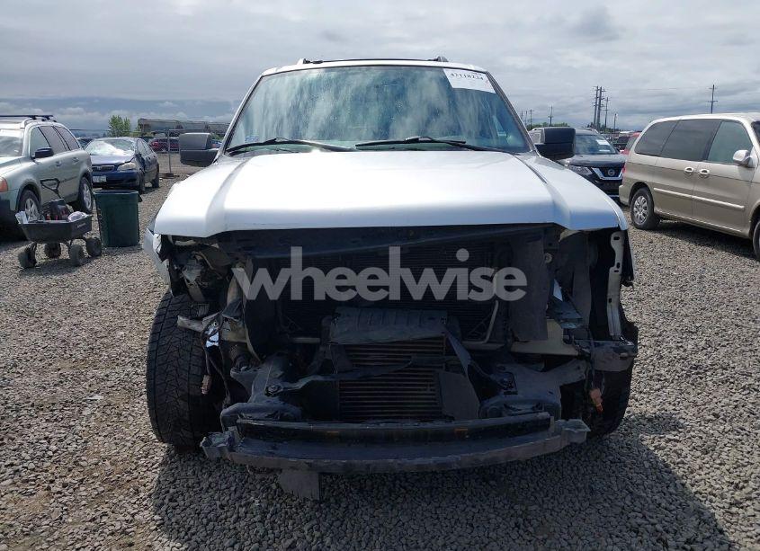 Photo 13 of 2017 Ford Expedition XLT (VIN 1FMJU1JT1HEA52786)