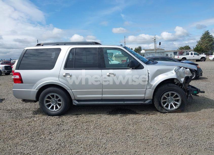 Photo 14 of 2017 Ford Expedition XLT (VIN 1FMJU1JT1HEA52786)