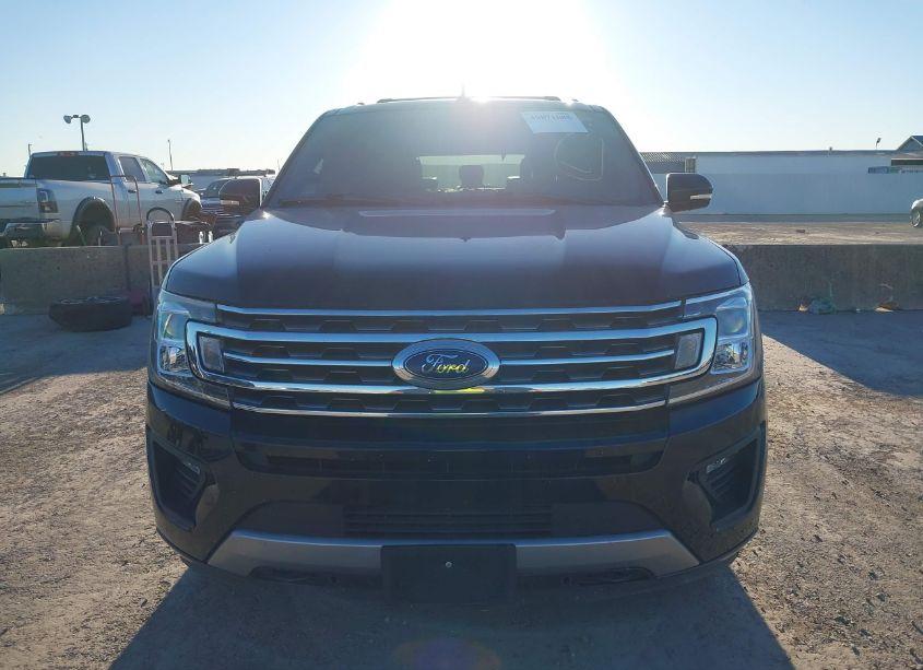 Photo 12 of 2018 Ford Expedition XLT (VIN 1FMJU1JT1JEA63793)