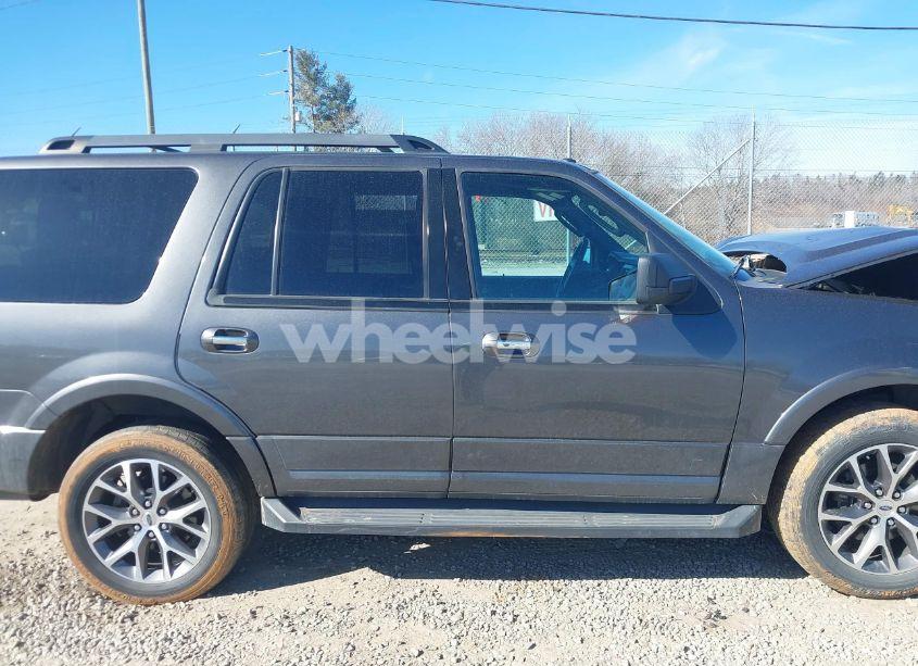 Photo 14 of 2016 Ford Expedition XLT (VIN 1FMJU1JT2GEF56780)