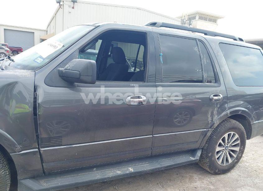 Photo 14 of 2017 Ford Expedition XLT (VIN 1FMJU1JT2HEA47953)
