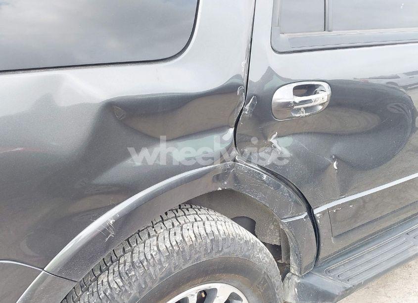 Photo 6 of 2017 Ford Expedition XLT (VIN 1FMJU1JT2HEA47953)