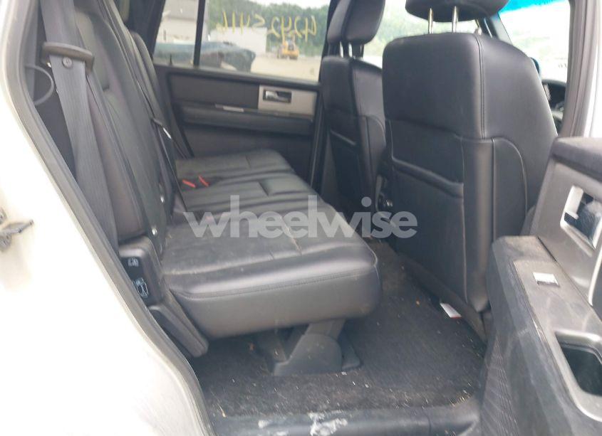 Photo 8 of 2017 Ford Expedition XLT (VIN 1FMJU1JT2HEA58564)