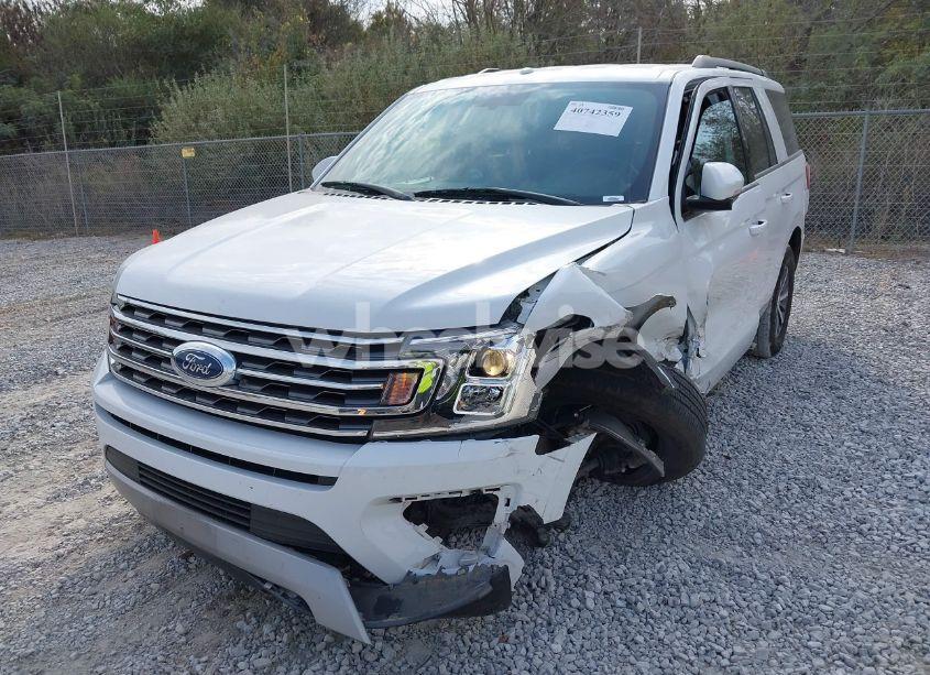 Photo 6 of 2019 Ford Expedition XLT (VIN 1FMJU1JT2KEA29766)