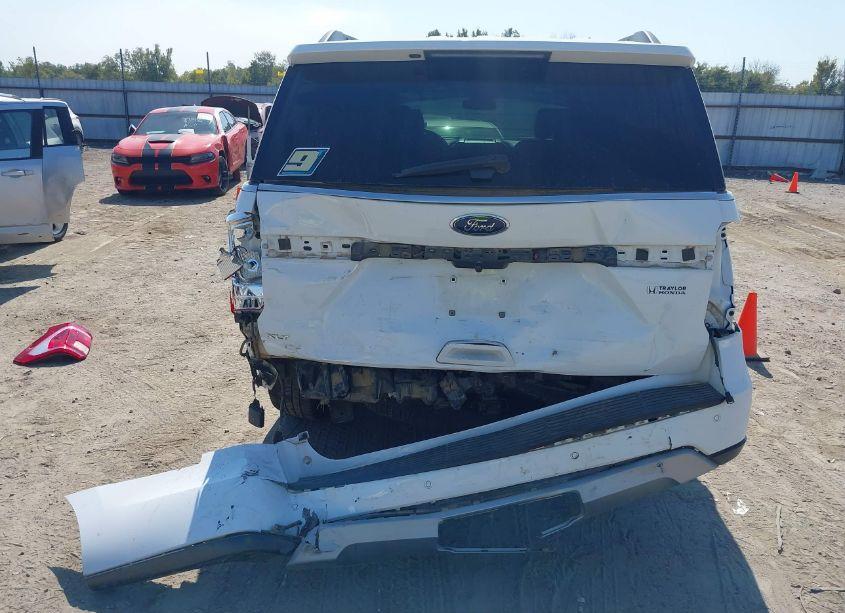 Photo 6 of 2019 Ford Expedition XLT (VIN 1FMJU1JT2KEA69233)