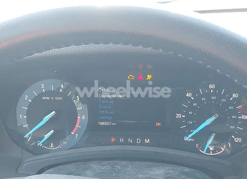 Photo 7 of 2016 Ford Expedition XLT (VIN 1FMJU1JT3GEF38935)