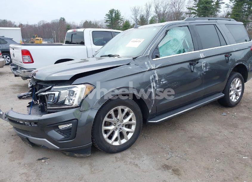 Photo 2 of 2021 Ford Expedition XLT (VIN 1FMJU1JT3MEA38883)