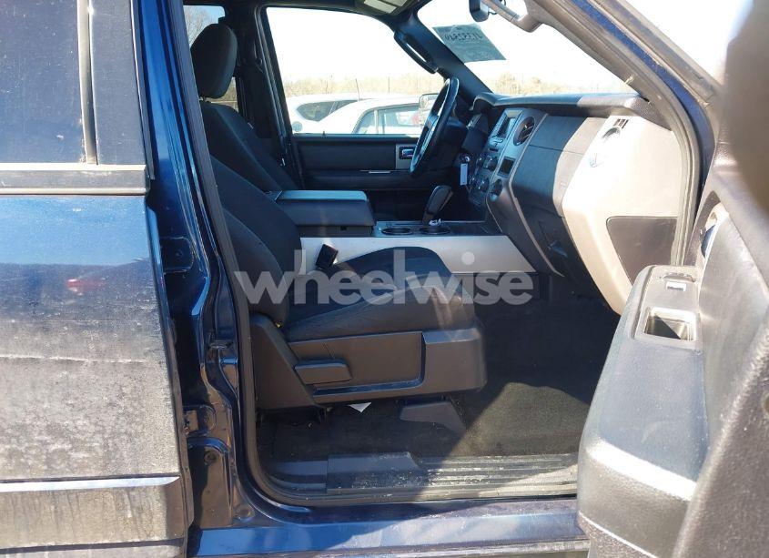 Photo 5 of 2017 Ford Expedition XLT (VIN 1FMJU1JT4HEA27932)