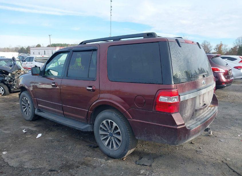 Photo 3 of 2015 Ford Expedition XLT (VIN 1FMJU1JT5FEF00248)