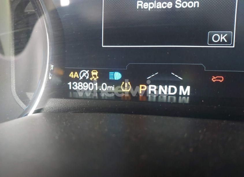 Photo 15 of 2018 Ford Expedition XLT (VIN 1FMJU1JT5JEA00437)