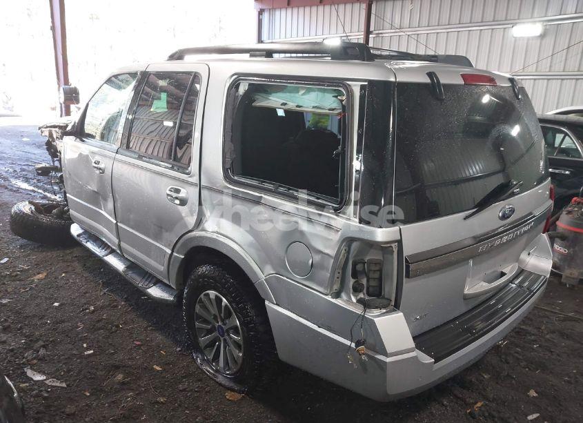 Photo 3 of 2015 Ford Expedition XLT (VIN 1FMJU1JT6FEF03112)