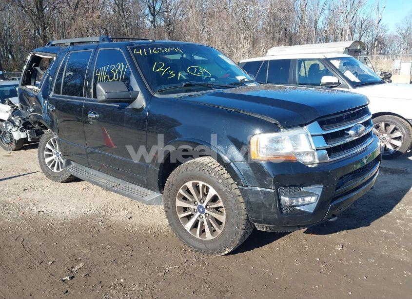 2016 Ford Expedition XLT (VIN 1FMJU1JT6GEF37942) main photo