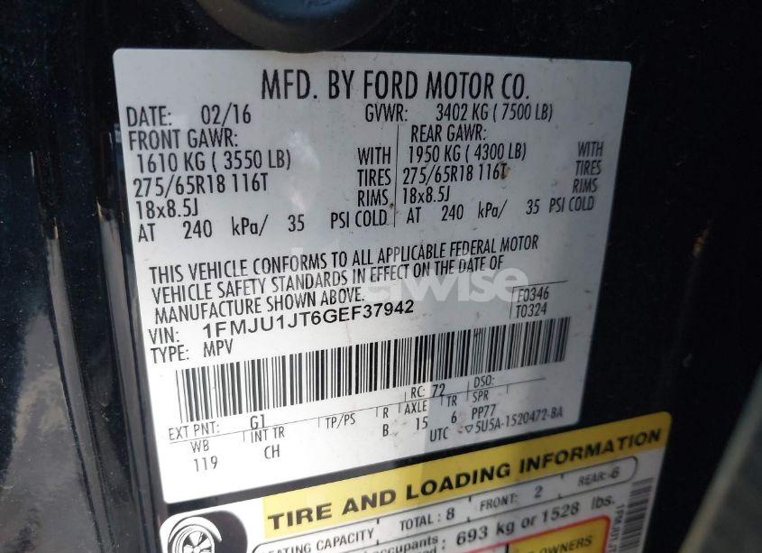 Photo 9 of 2016 Ford Expedition XLT (VIN 1FMJU1JT6GEF37942)