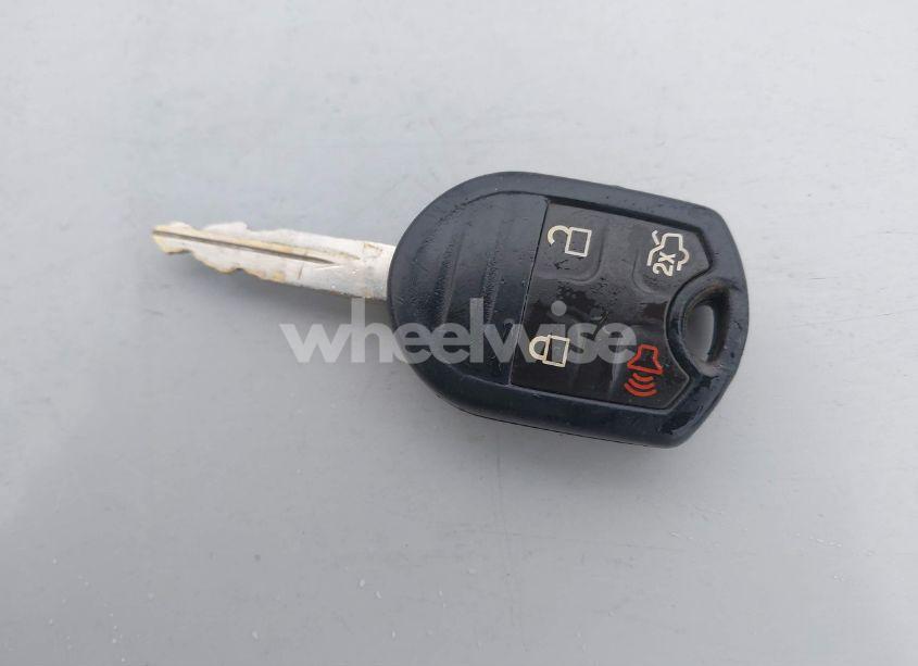 Photo 11 of 2017 Ford Expedition XLT (VIN 1FMJU1JT6HEA27916)