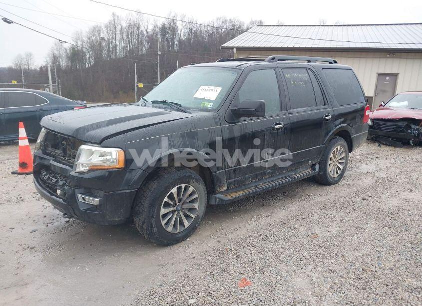 Photo 2 of 2017 Ford Expedition XLT (VIN 1FMJU1JT6HEA27916)