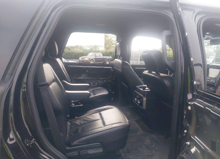 Photo 8 of 2020 Ford Expedition XLT (VIN 1FMJU1JT6LEA63369)