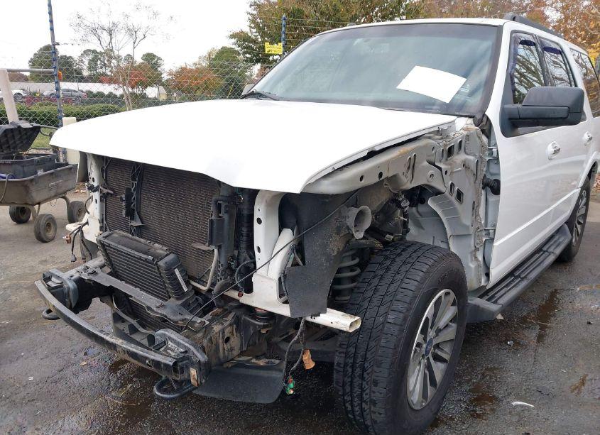Photo 6 of 2015 Ford Expedition XLT (VIN 1FMJU1JT7FEF04771)