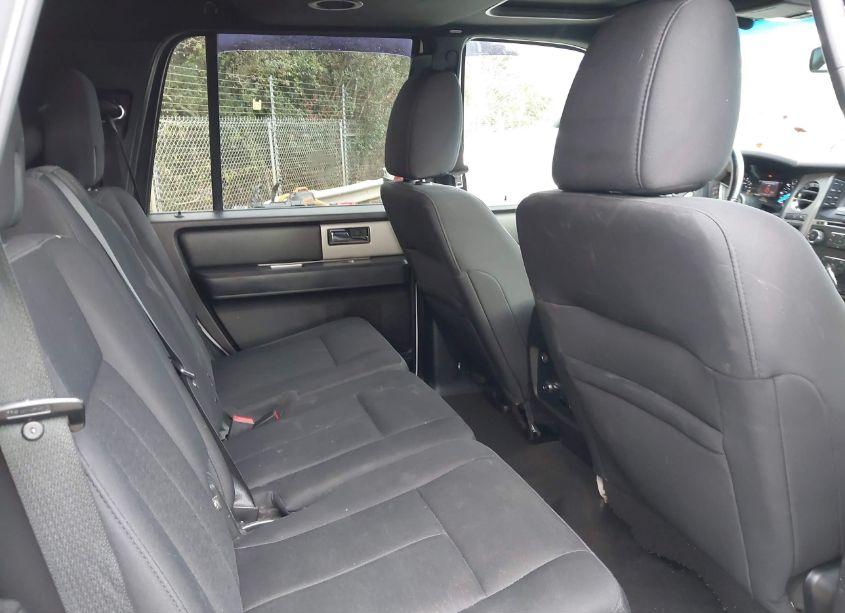 Photo 8 of 2015 Ford Expedition XLT (VIN 1FMJU1JT7FEF04771)