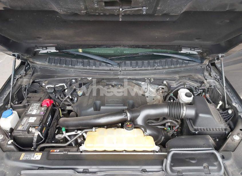 Photo 10 of 2018 Ford Expedition XLT (VIN 1FMJU1JT7JEA22830)