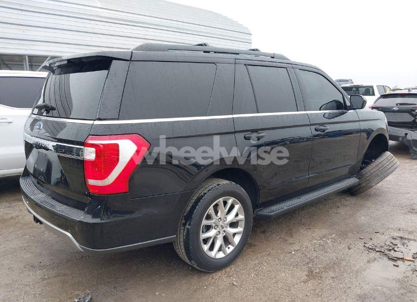 Photo 4 of 2020 Ford Expedition XLT (VIN 1FMJU1JT7LEA43406)