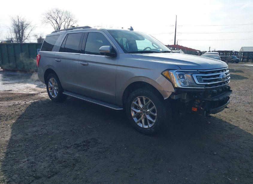 2020 Ford Expedition XLT (VIN 1FMJU1JT7LEA52431) main photo
