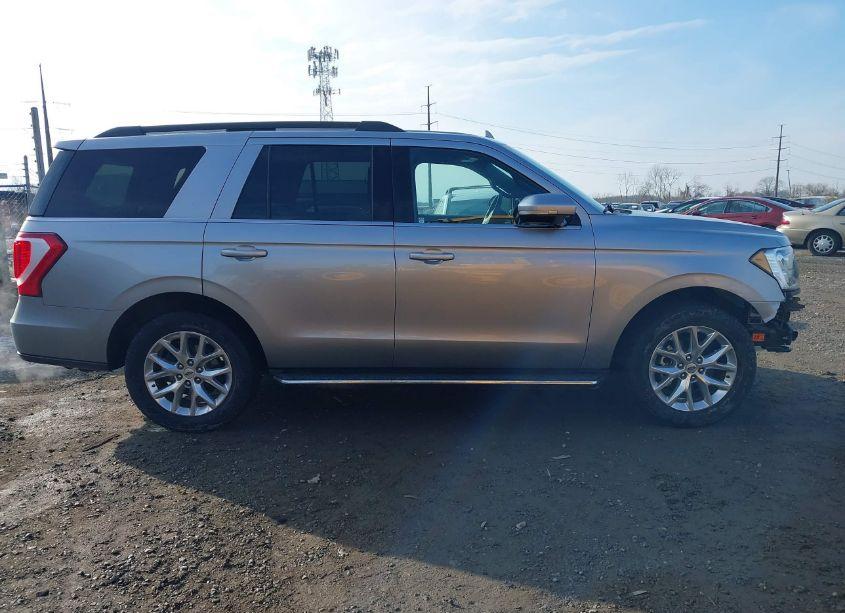Photo 14 of 2020 Ford Expedition XLT (VIN 1FMJU1JT7LEA52431)