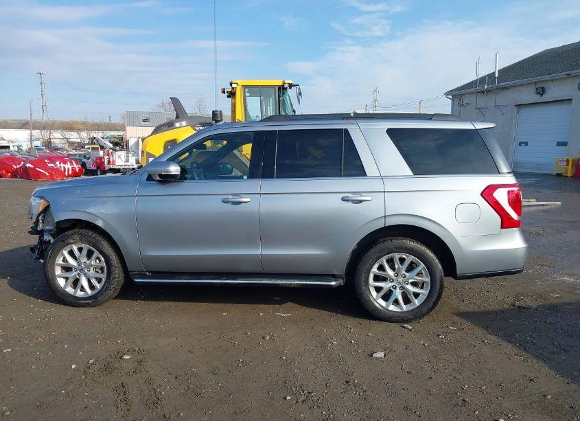 Photo 15 of 2020 Ford Expedition XLT (VIN 1FMJU1JT7LEA52431)