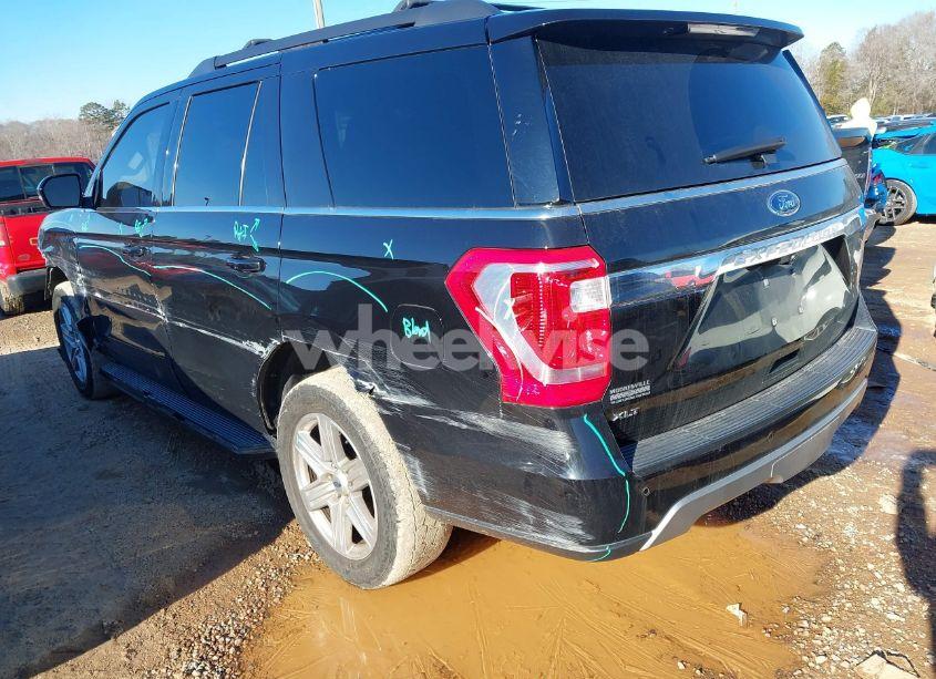 Photo 3 of 2021 Ford Expedition XLT (VIN 1FMJU1JT7MEA47795)