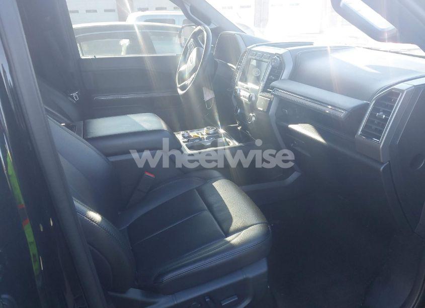 Photo 5 of 2021 Ford Expedition XLT (VIN 1FMJU1JT7MEA47795)