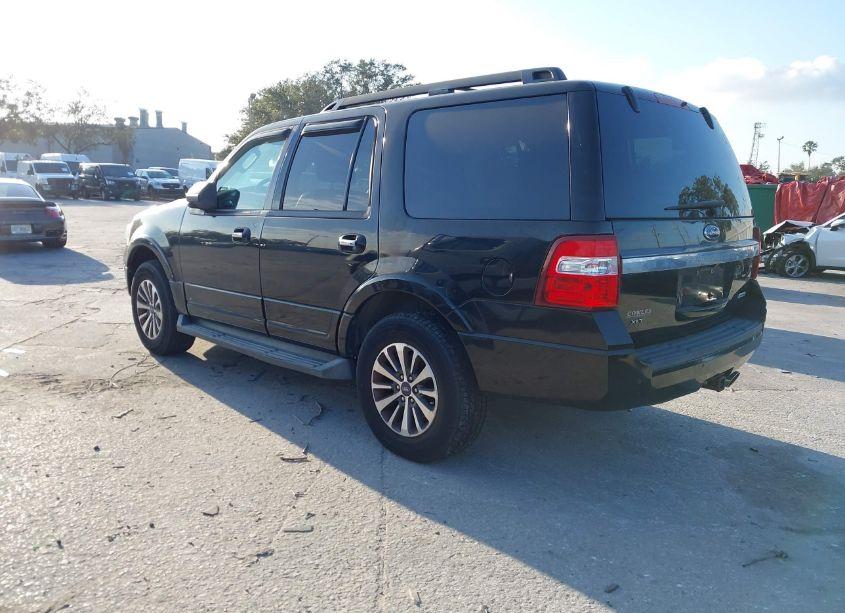 Photo 3 of 2016 Ford Expedition XLT (VIN 1FMJU1JT8GEF17871)