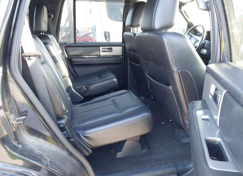 Photo 8 of 2016 Ford Expedition XLT (VIN 1FMJU1JT8GEF17871)