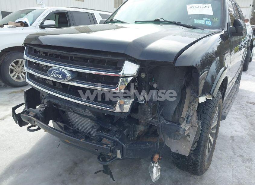 Photo 6 of 2016 Ford Expedition XLT (VIN 1FMJU1JT8GEF33357)