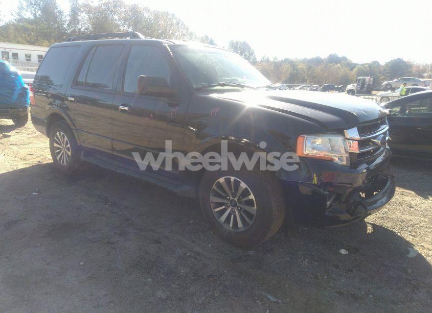 2017 Ford Expedition XLT (VIN 1FMJU1JT8HEA49707) main photo