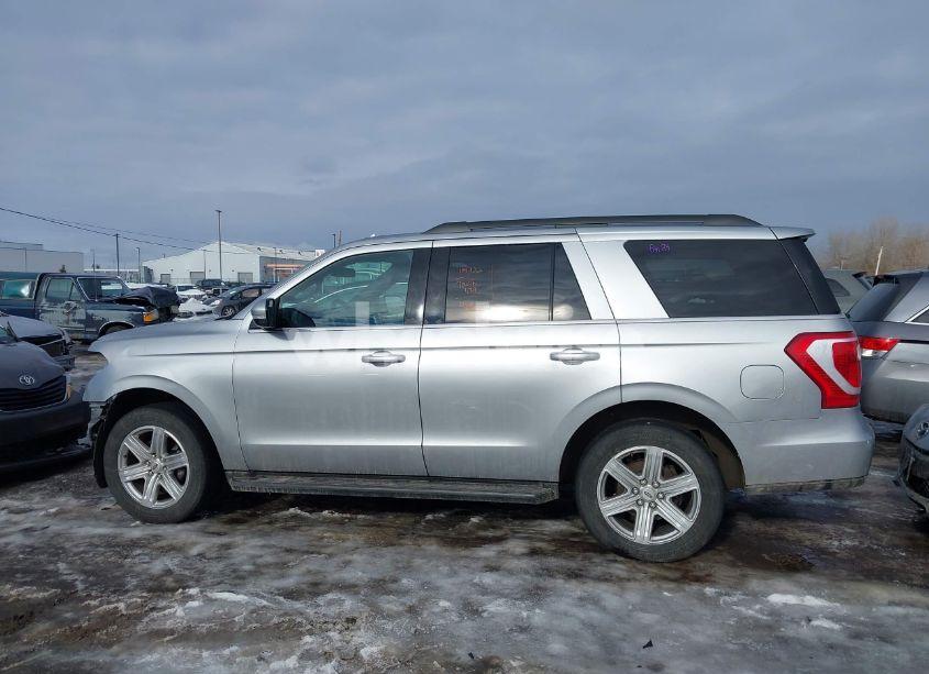 Photo 14 of 2020 Ford Expedition XLT (VIN 1FMJU1JT8LEA23794)