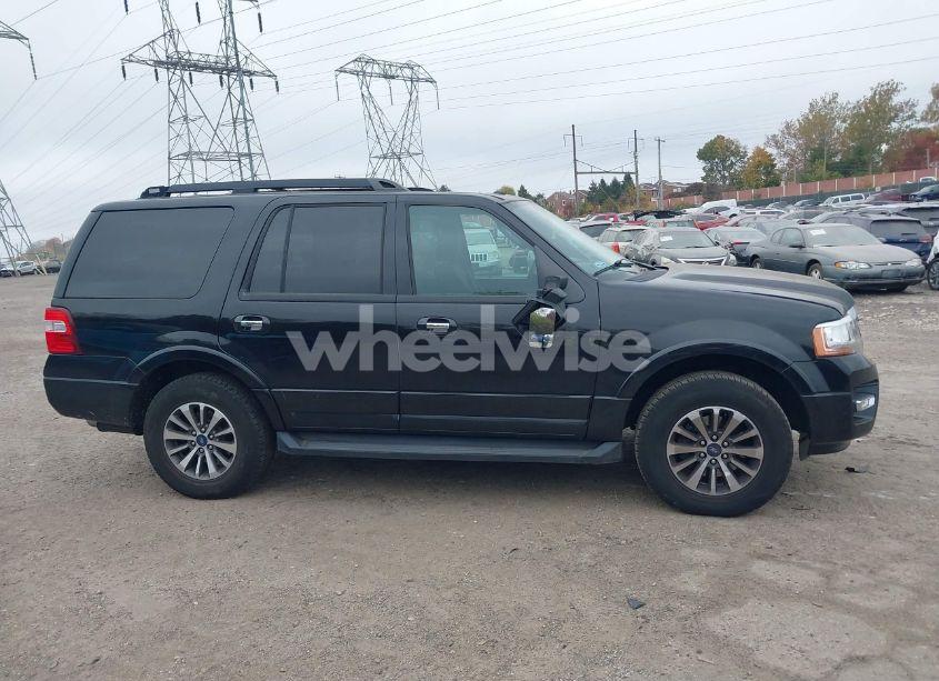 Photo 14 of 2017 Ford Expedition XLT (VIN 1FMJU1JT9HEA18241)