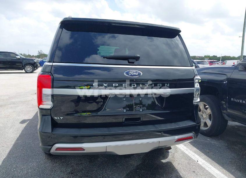 Photo 16 of 2022 Ford Expedition XLT (VIN 1FMJU1JT9NEA67323)