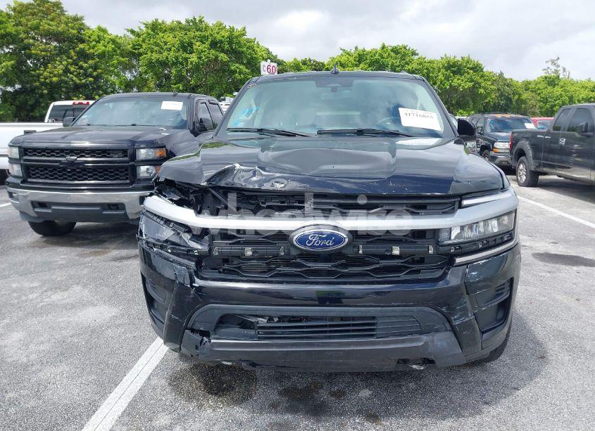 Photo 6 of 2022 Ford Expedition XLT (VIN 1FMJU1JT9NEA67323)