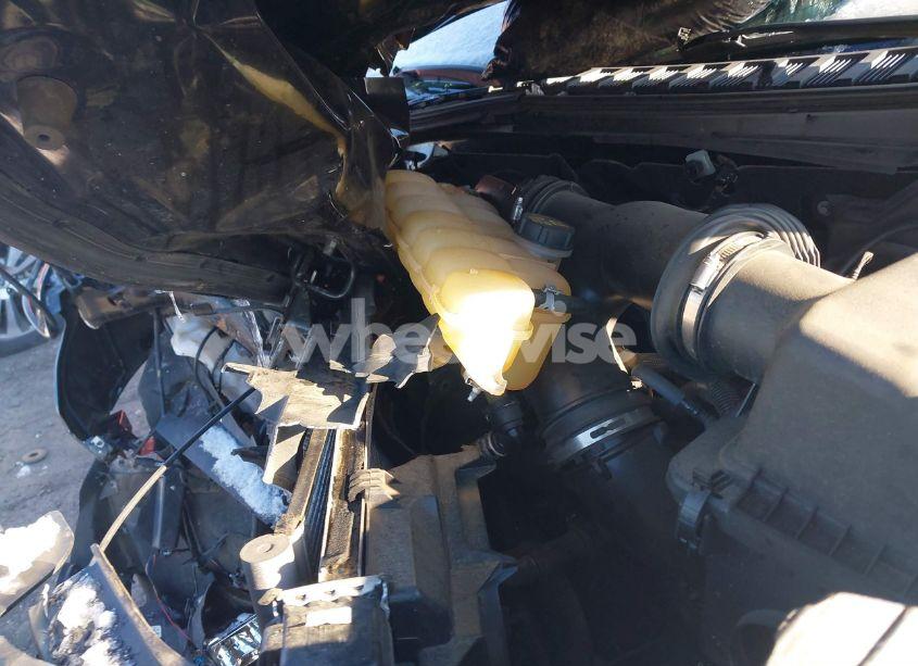 Photo 10 of 2018 Ford Expedition XLT (VIN 1FMJU1JTXJEA27567)