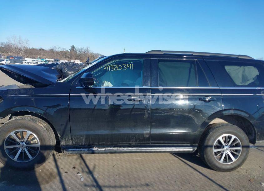 Photo 13 of 2018 Ford Expedition XLT (VIN 1FMJU1JTXJEA27567)